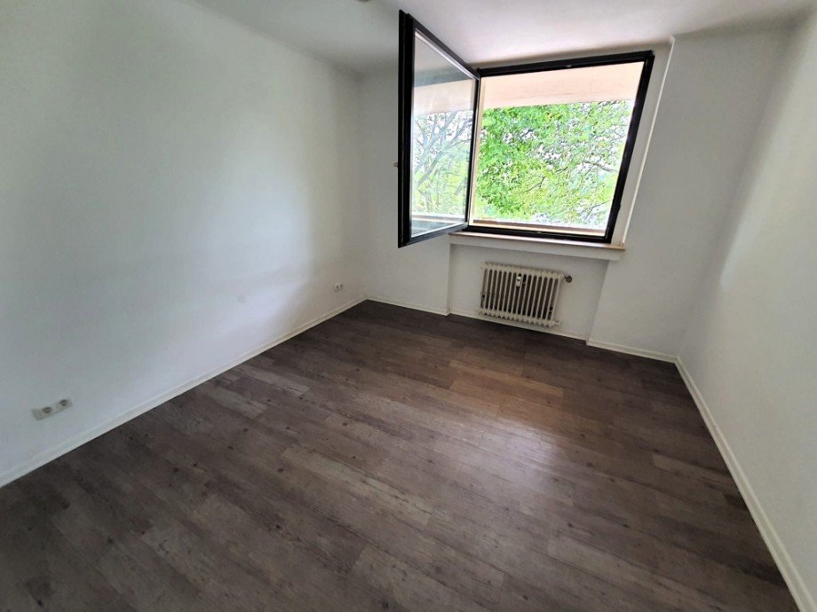 Schlafzimmer Etagenwohnung K�ln / Rath/Heumar