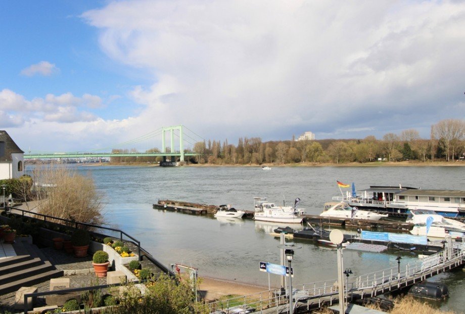 OG Aussicht Balkon Einfamilienhaus K�ln