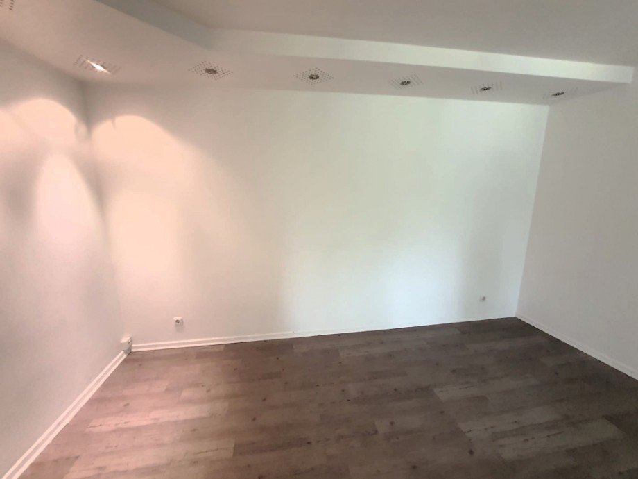 Wohnzimmer Seite Etagenwohnung K�ln / Rath/Heumar
