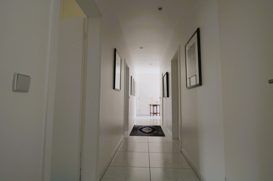 Hauptwohnung Flur Mehrfamilienhaus Bergisch Gladbach
