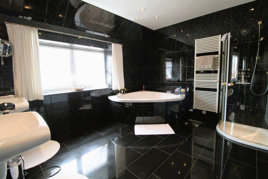 Hauptwohnung en suite Bad Mehrfamilienhaus Bergisch Gladbach
